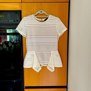 Lace Like cut out cream colored top w/lining